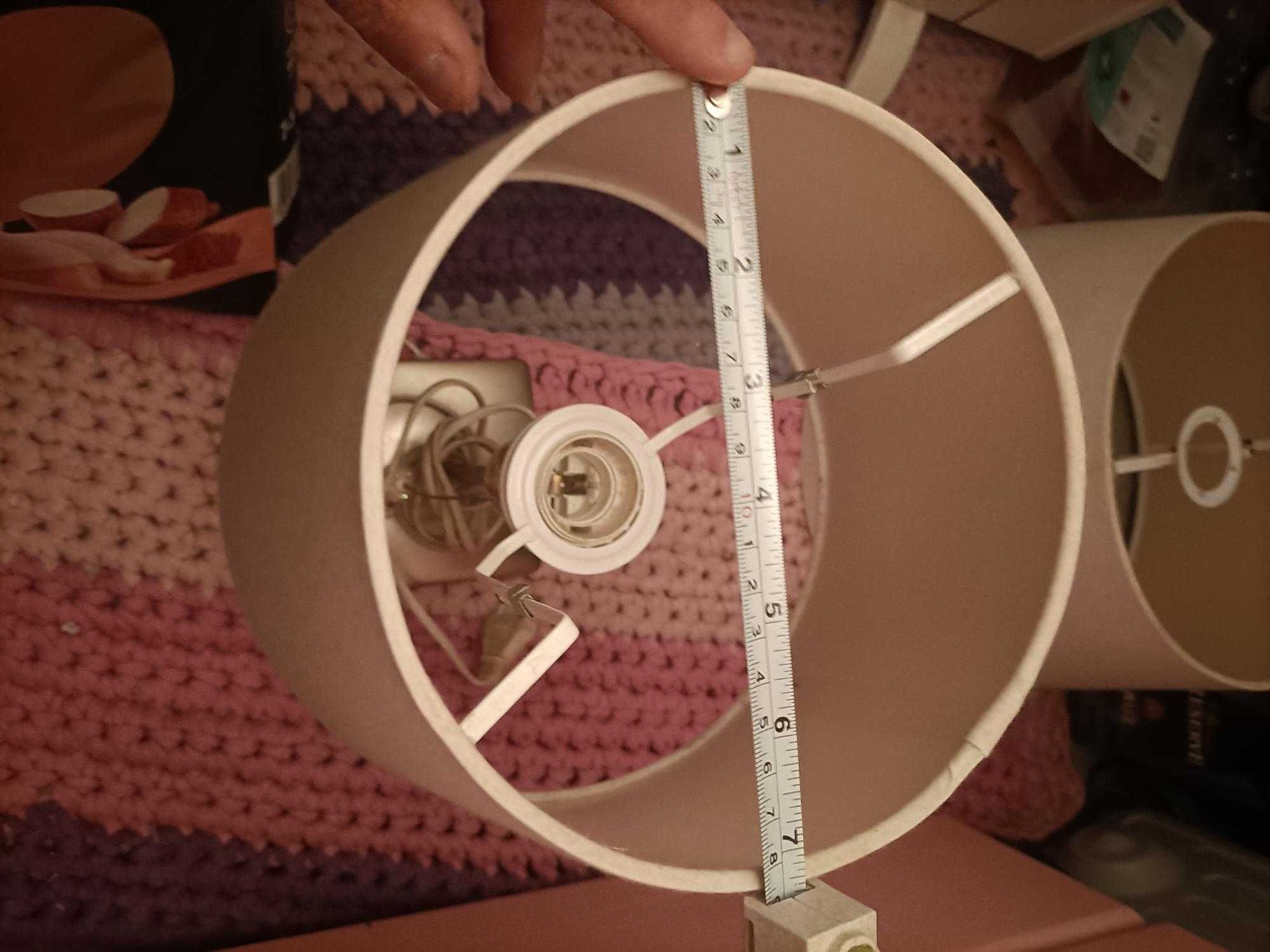 Candeeiro de tecto e de mesa