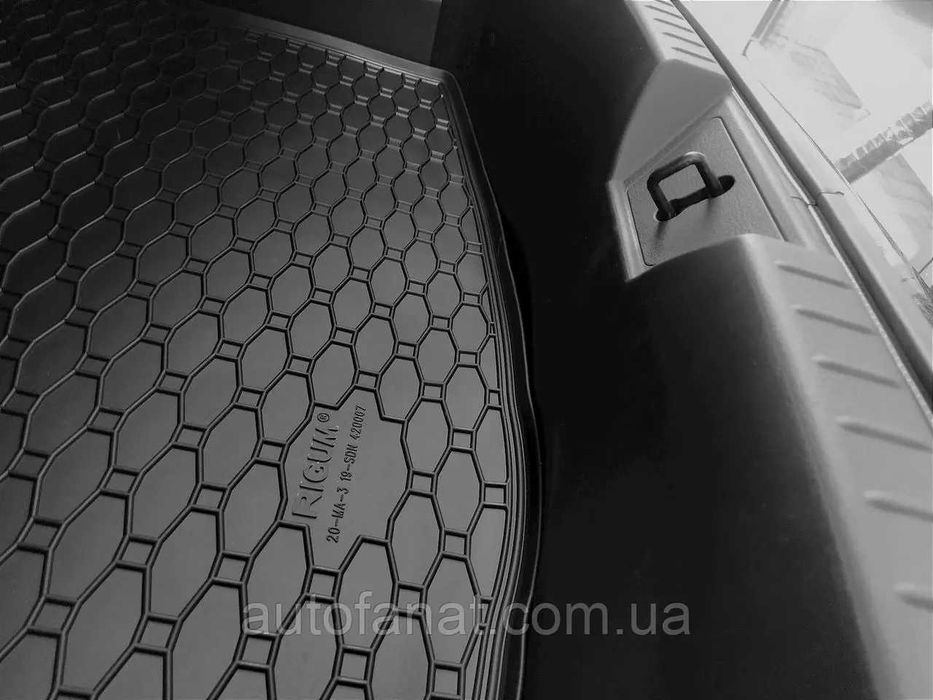 Mazda 3 (BP) Седан з 2019- | Коврик у багажник | Резиновий Мазда Чехія