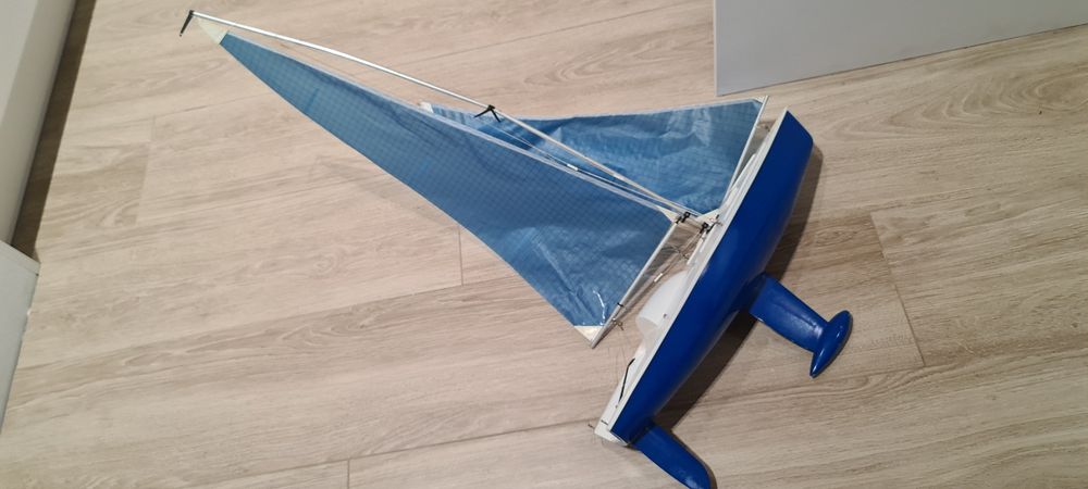 Żaglówka Graupner Micro Magic jach żaglowy yacht model zdalnie sterowa