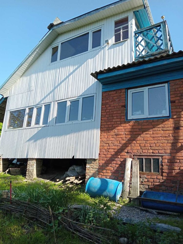 Продам чудовий булинок у смт. Любеч від власника