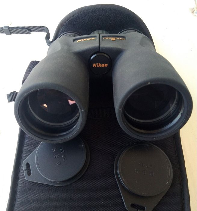 Binóculos Nikon prostaff 5 8x42 novo