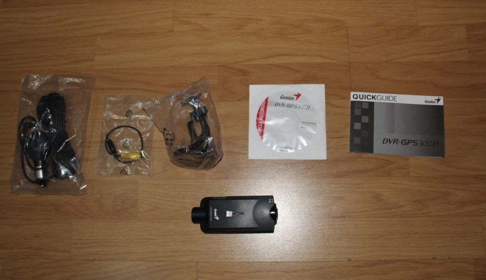 Câmara vigilância Auto Genius DVR-GPS 300D nova