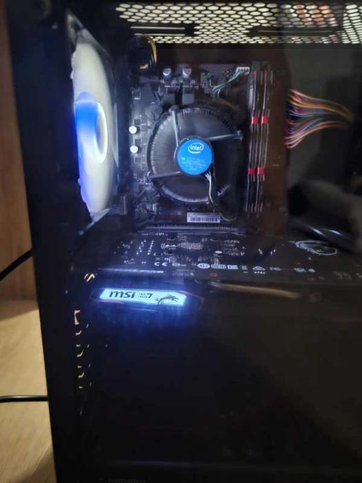 Komputer Gaming Procesor Intel Core i5-10400F Karta Graficzna GTX 1650