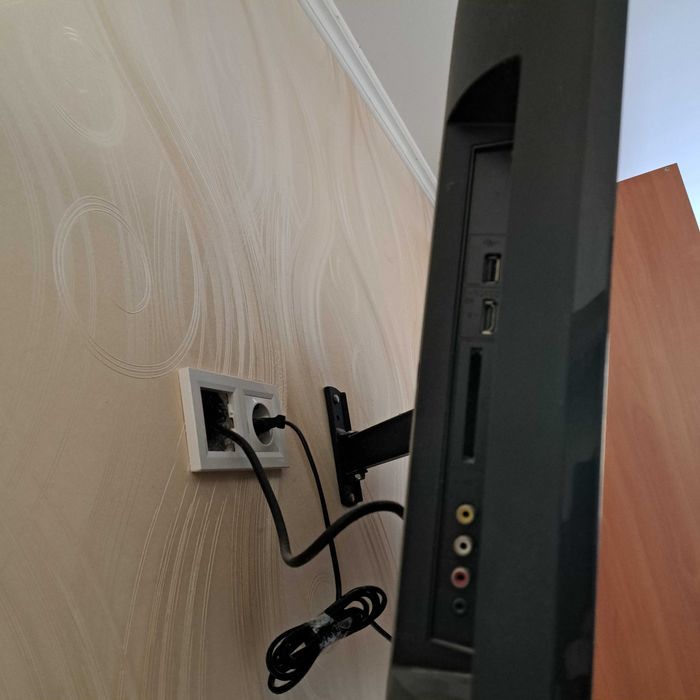 телевізор Sony KDL 32EX402