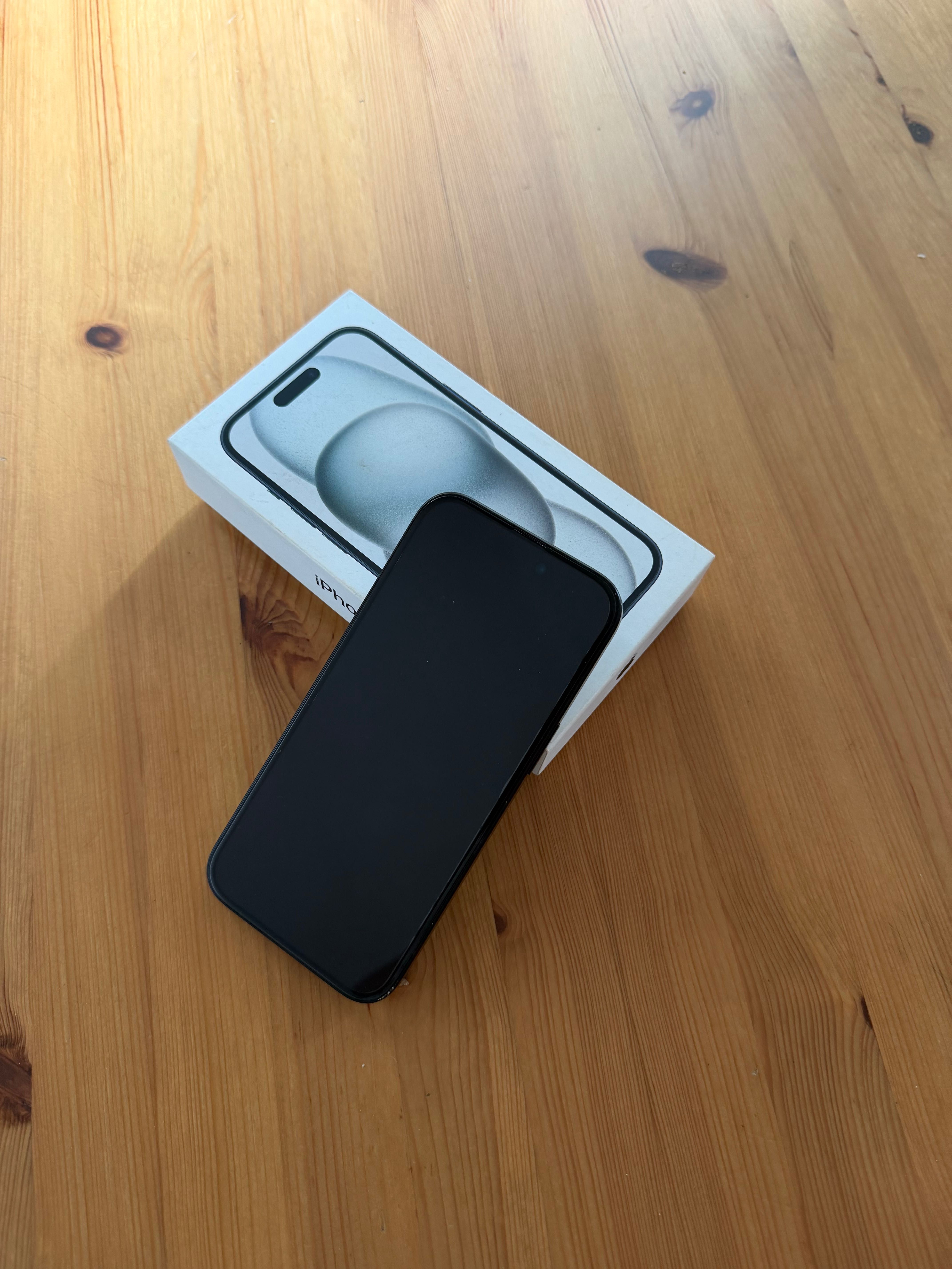 iPhone 15 256gb Preto