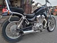 Suzuki intruder 750