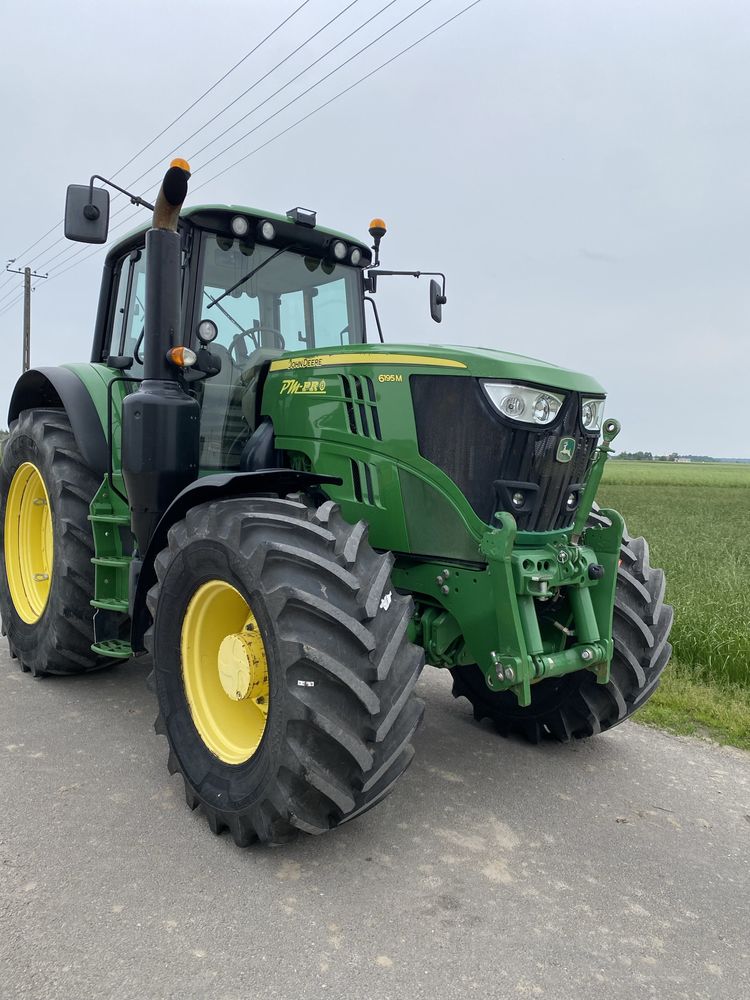 John deere 6195m