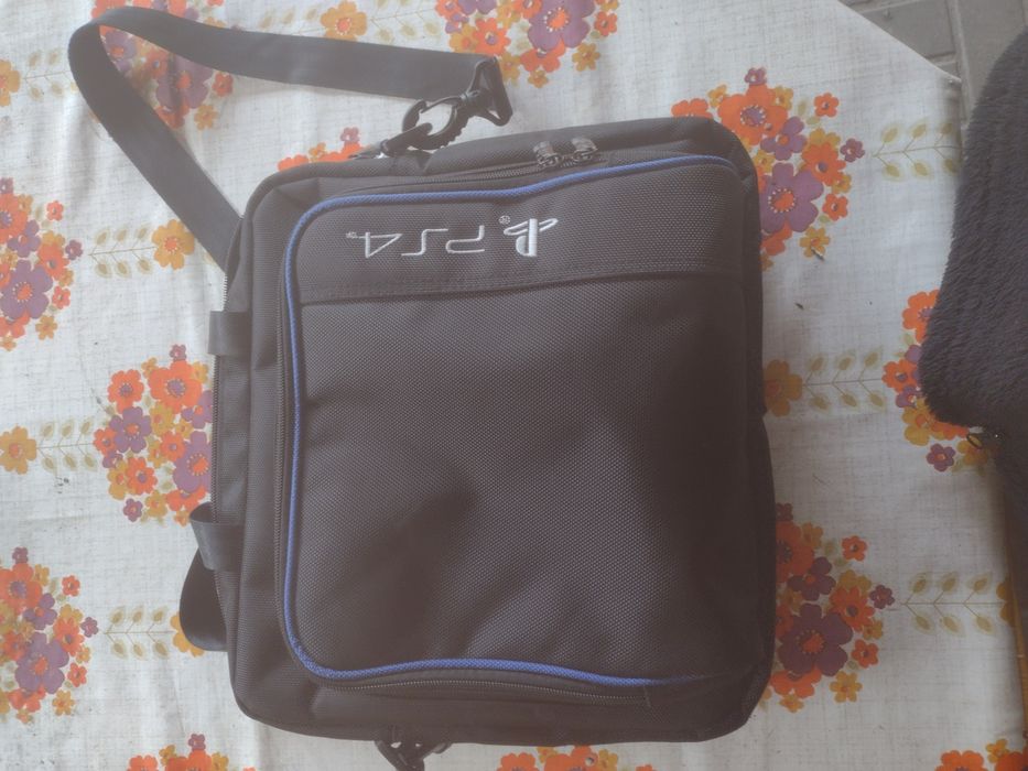 PS4 torba na konsole