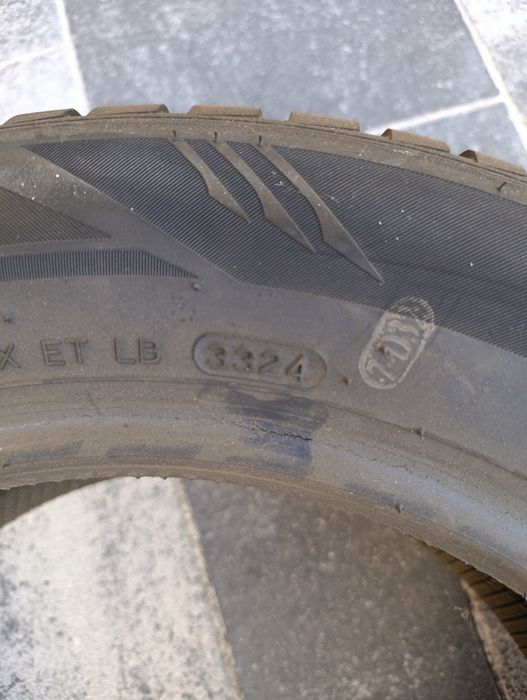 Продам шини зимові 16