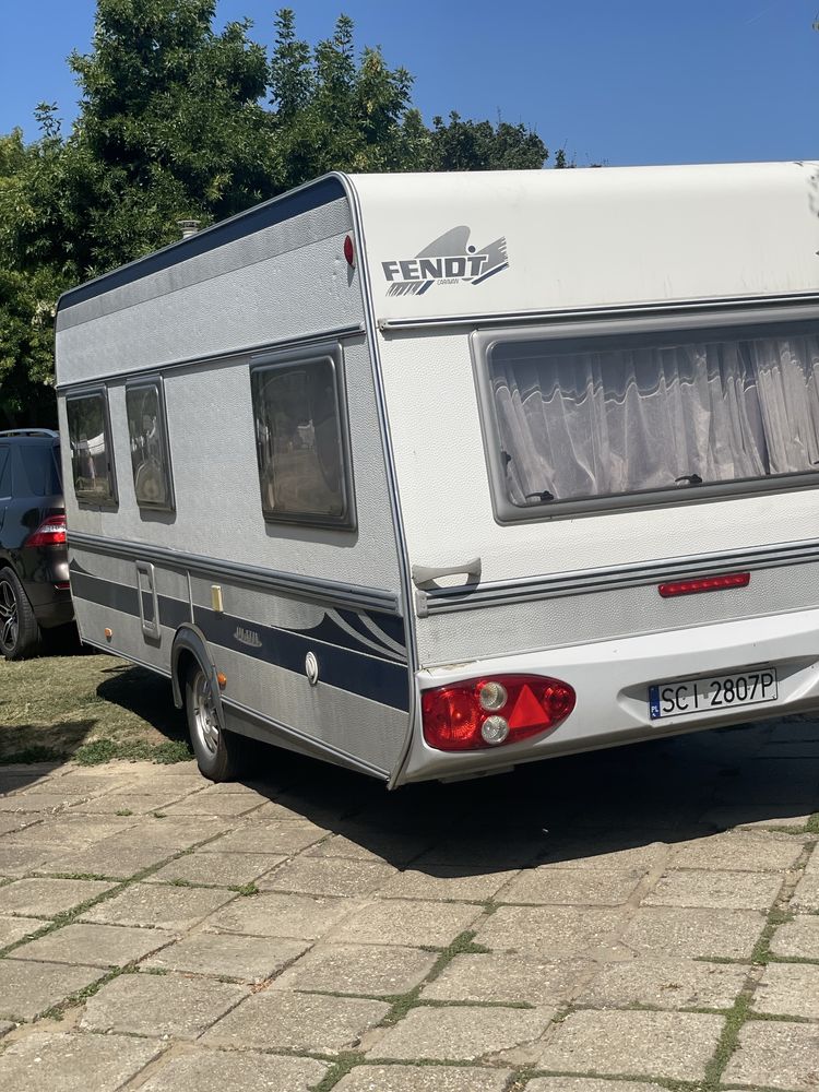 Przyczepa kempingowa Fend 2002 plus duży przedsionek Izabel