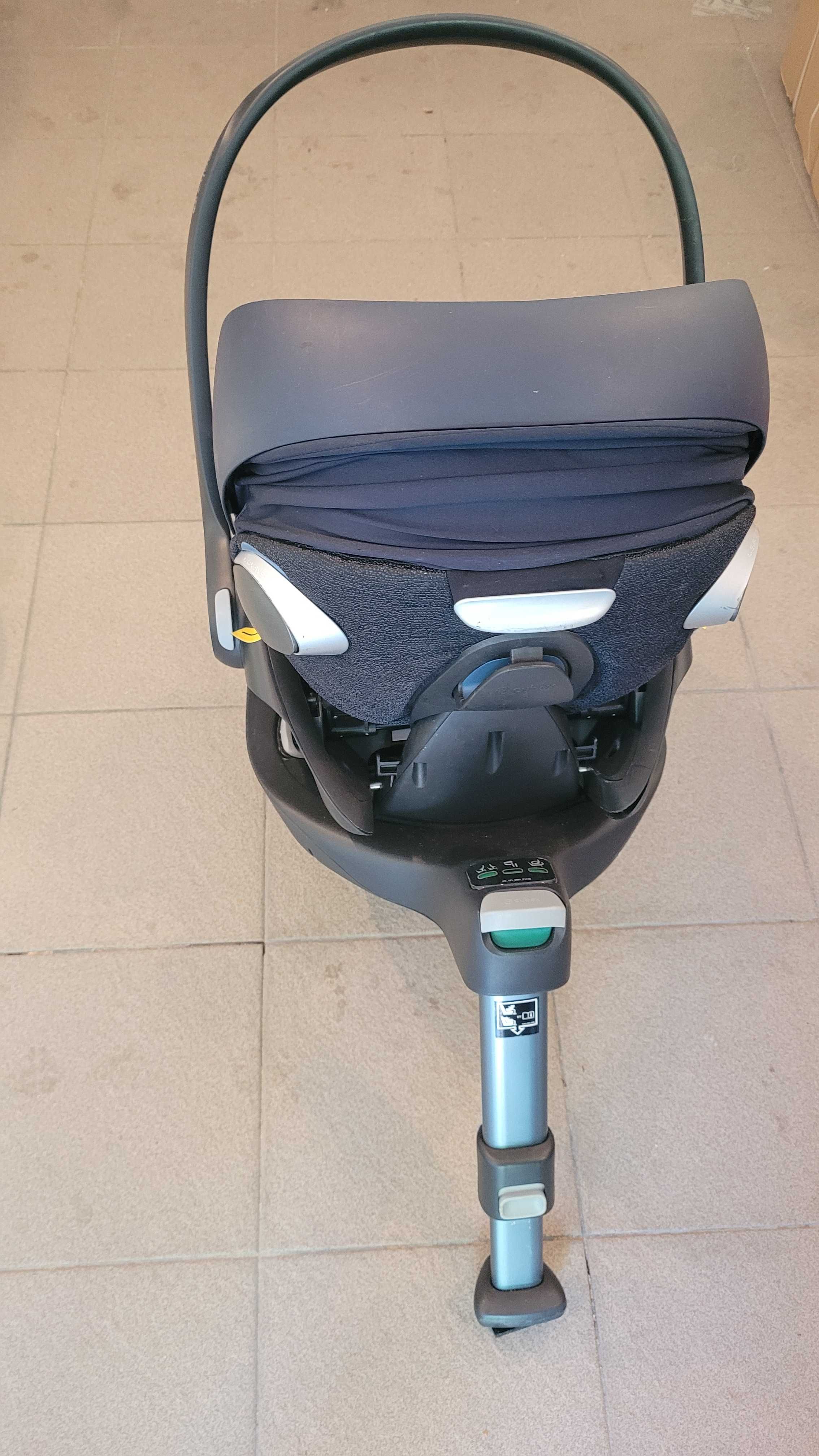 Fotelik samochodowy Cybex One Z + baza Z One