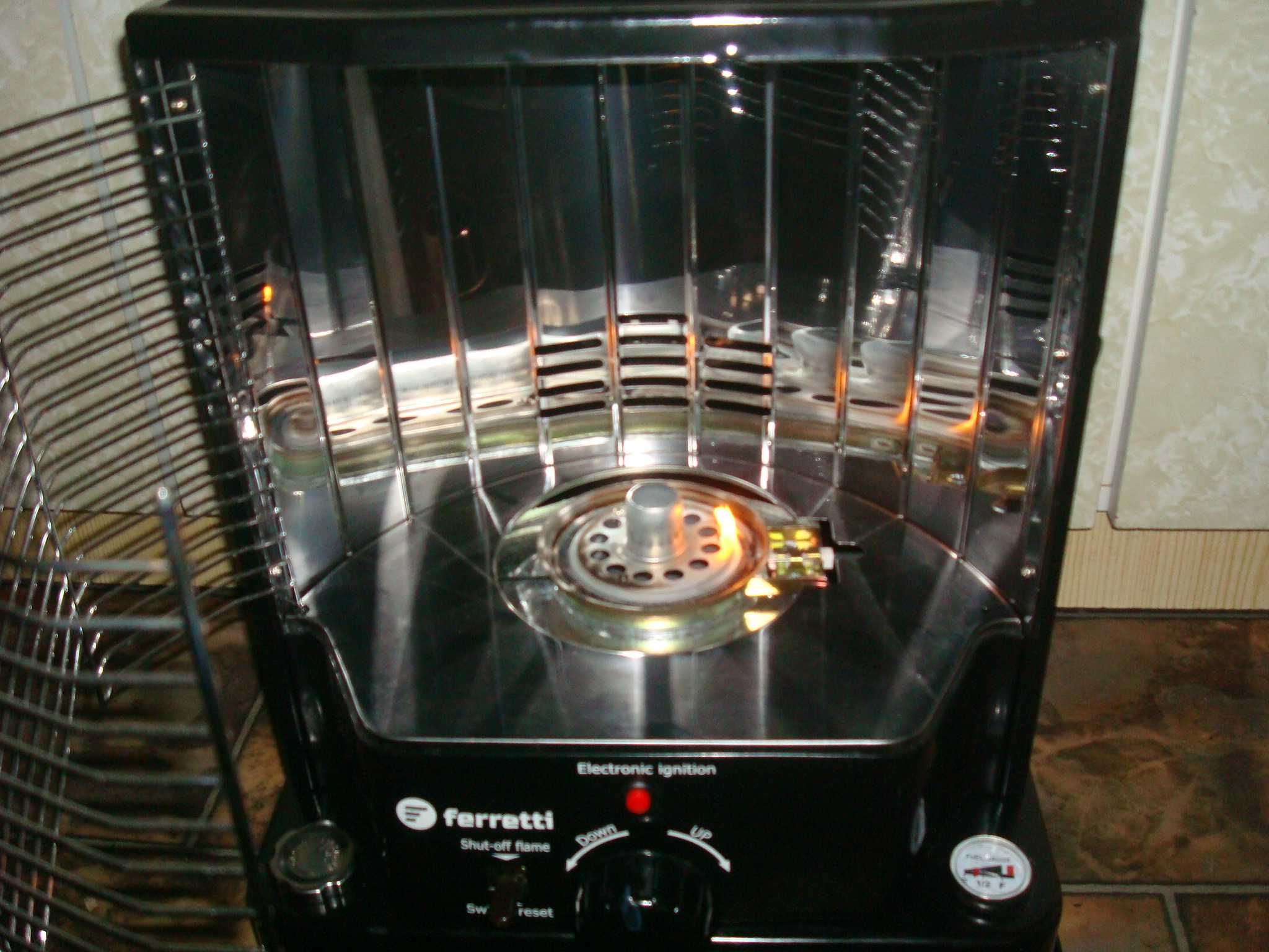 Piecyk naftowy 2400 W FERRETTI FRN-2400