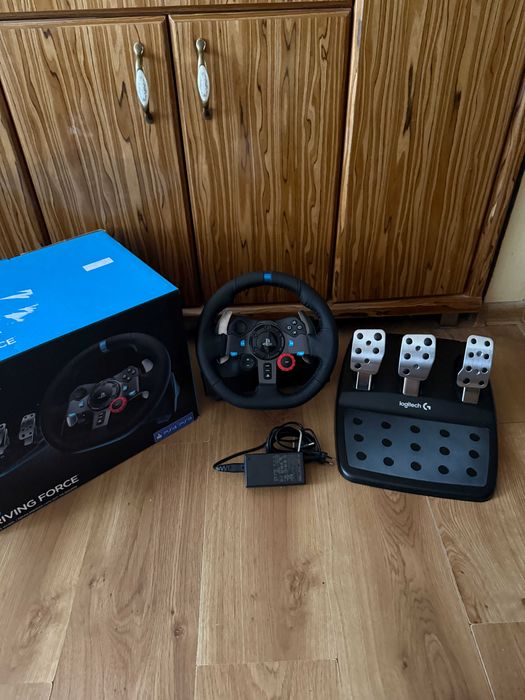 Kierownica Logitech G29 DrivingForce PC/PS4/PS5 - Pudełko