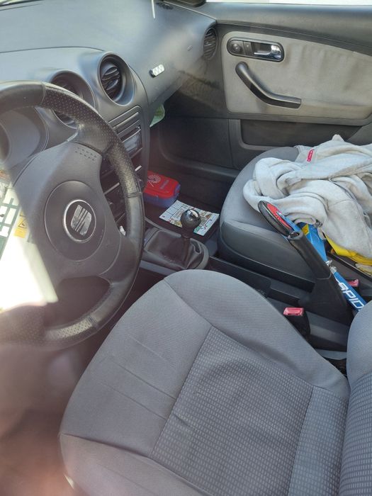 Vendo seat ibiza motor 1.4 tdi comercial