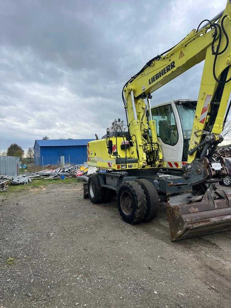 LIEBHERR A900C - koparka kołowa