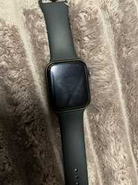 Apple Watch 4, часи апл вотч 4