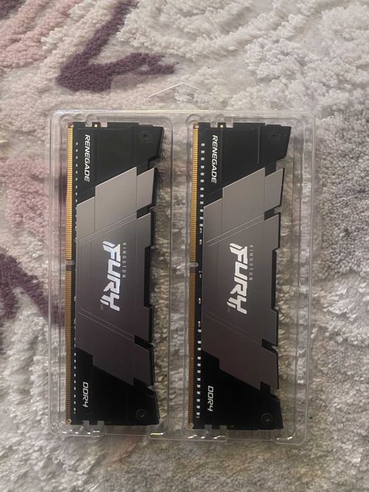 Pamięć RAM KINGSTON FURY Renegade Black 32GB 4266MHz