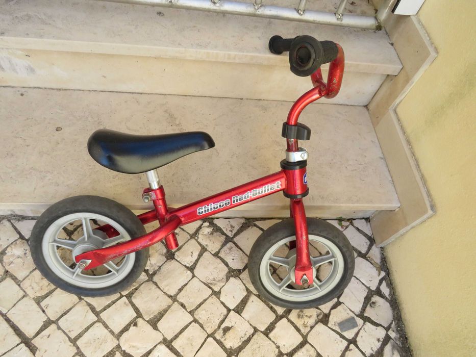 Vendo bicicleta da Chicco sem pedais, para aprendizagem