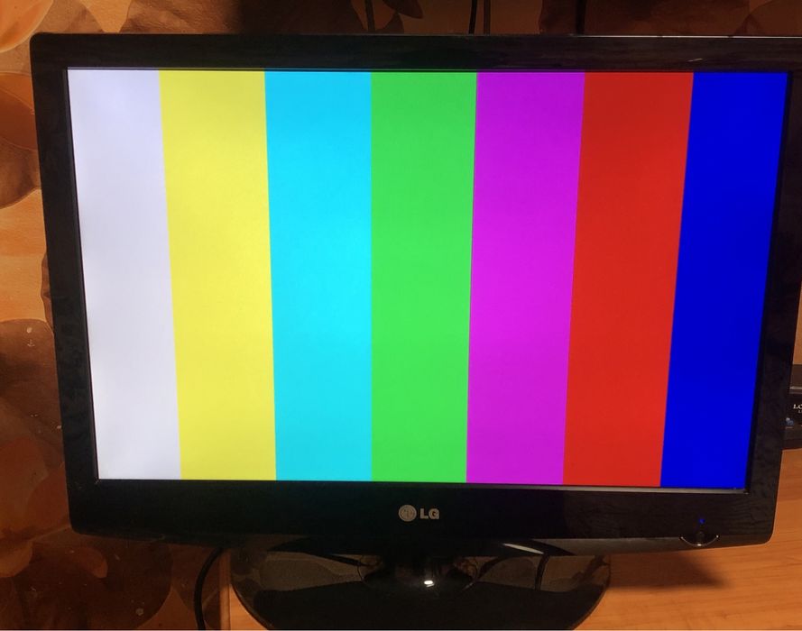 Телевізор-монітор LG 3000-ZA 22”дюйми з пультом