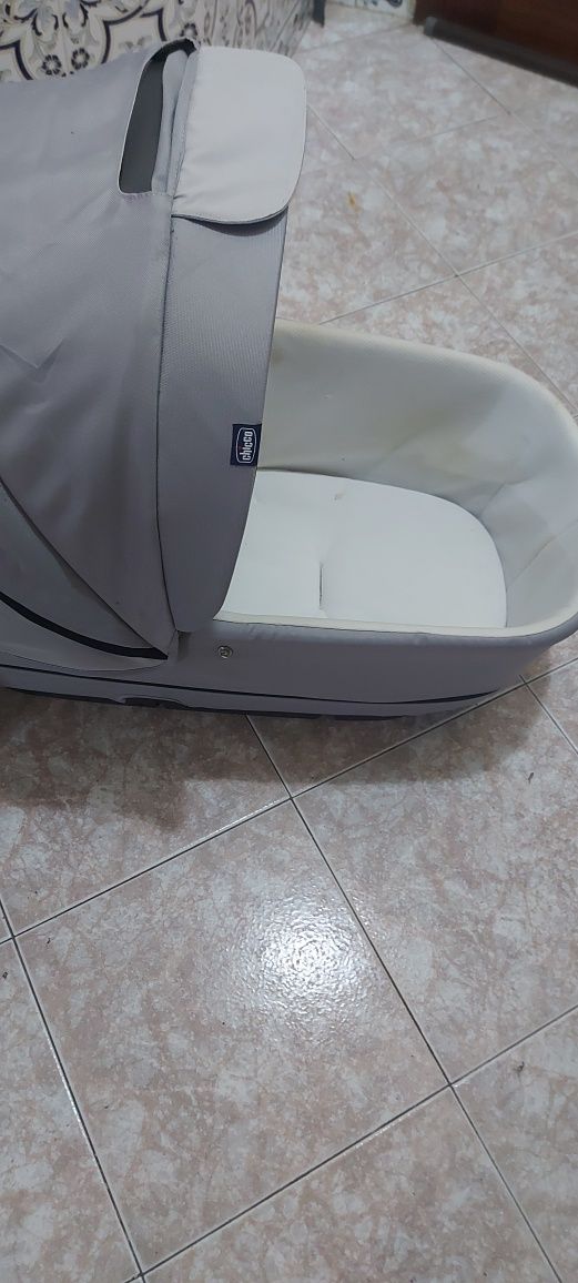 Trio da chicco com isofix