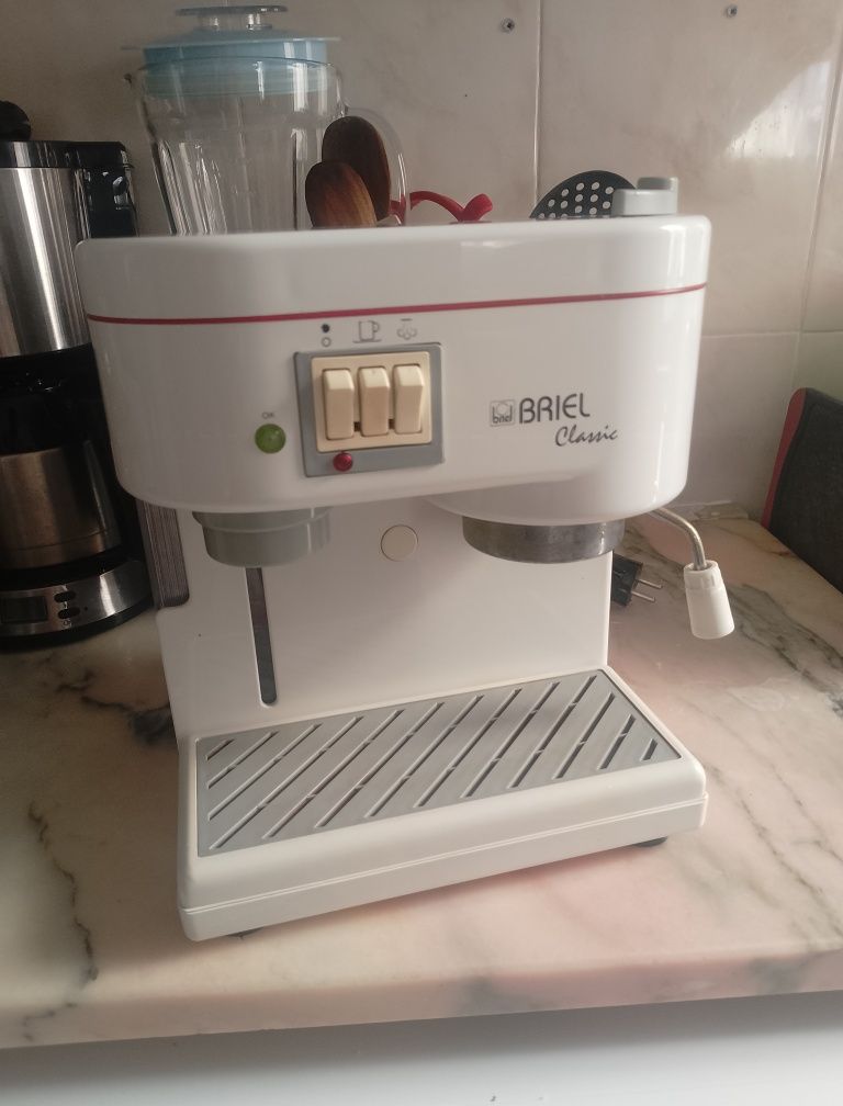 Venda-se máquina de café Briel Classic