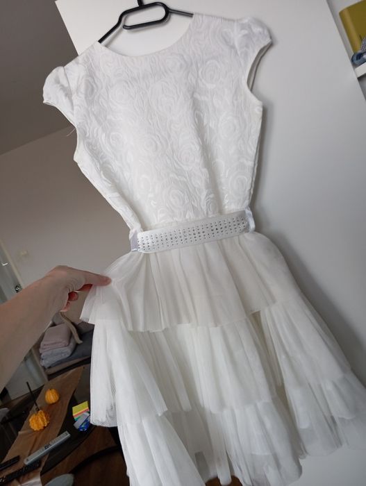 Piękna sukienka na komunię