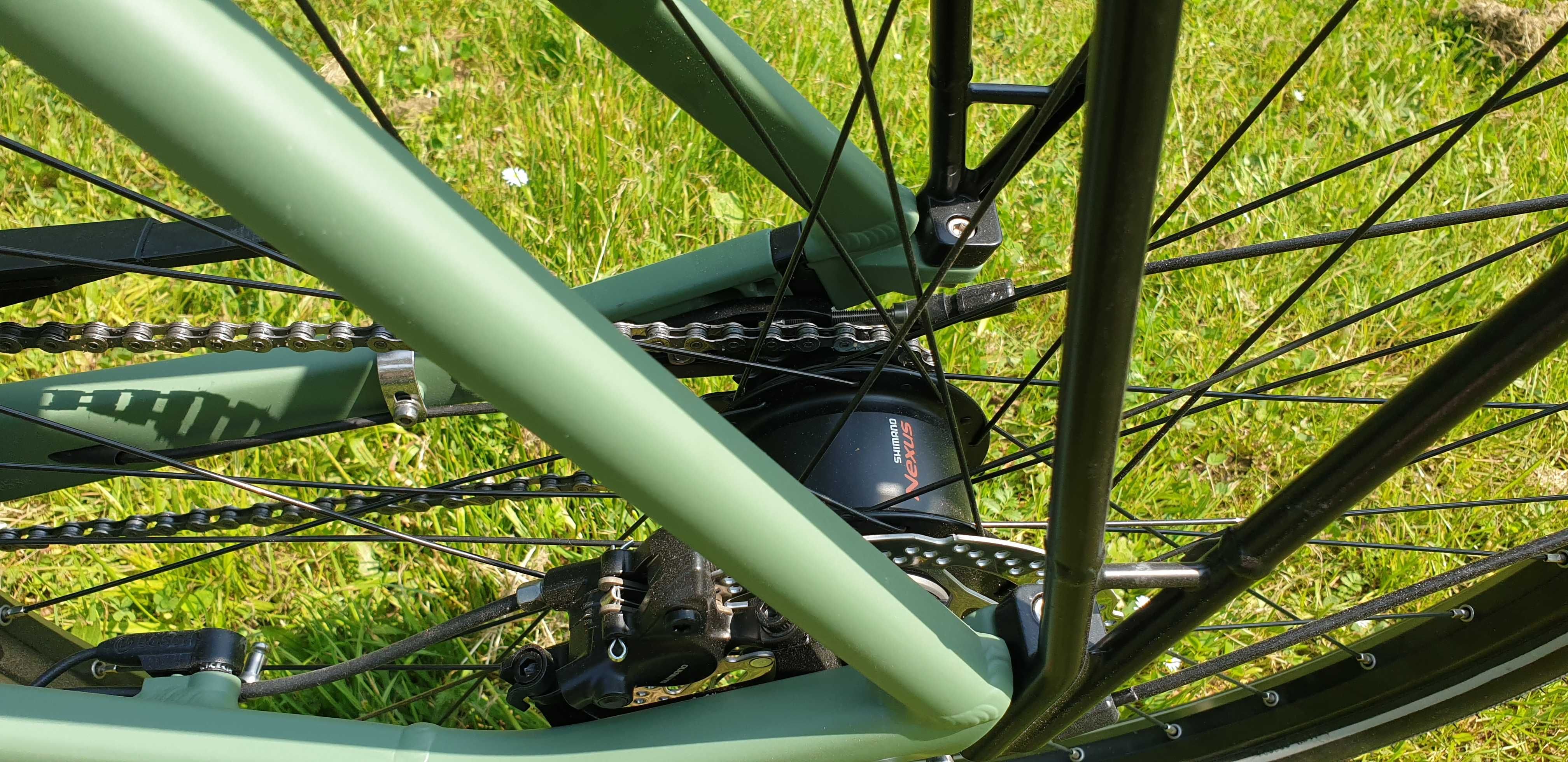 Rower trekkingowy elektryczny Winora Tria N8f cube reaction hybrid