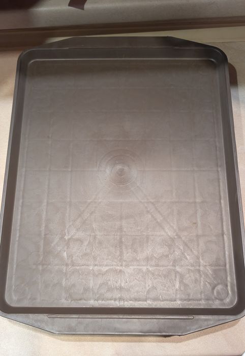 Продам подносы для еды