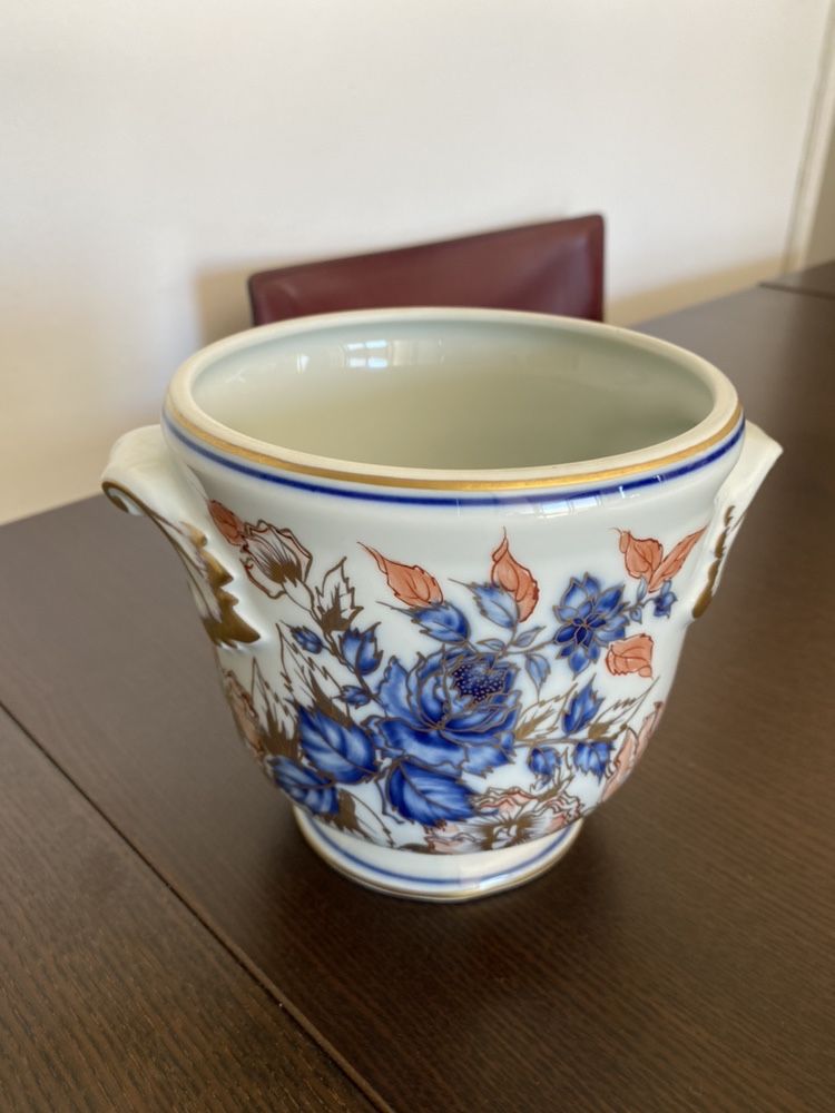 Vaso da Vista Alegre pintado à mão