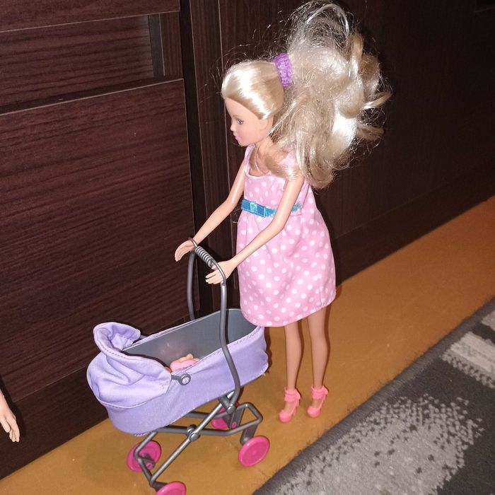 Lalka barbie i Ken rodzinka