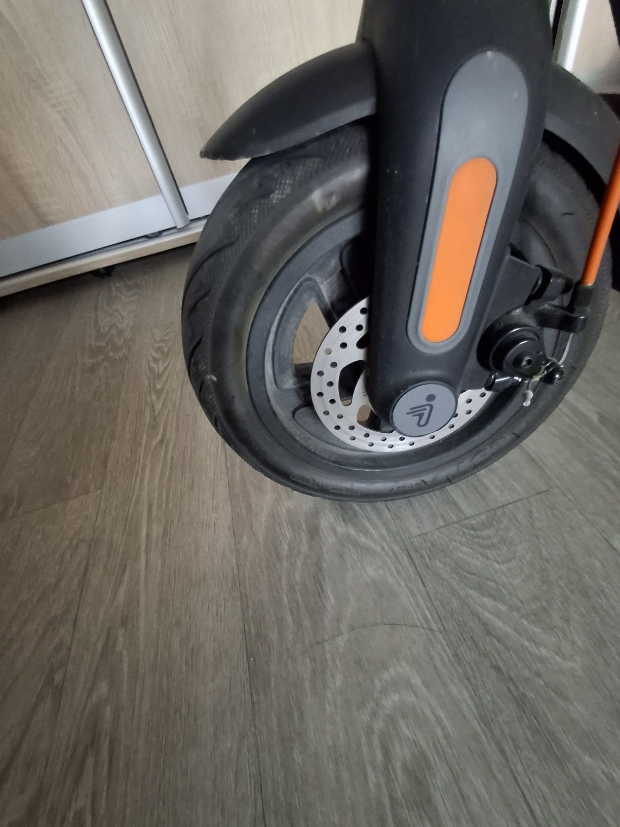 Самокат F 2 plus ninebot