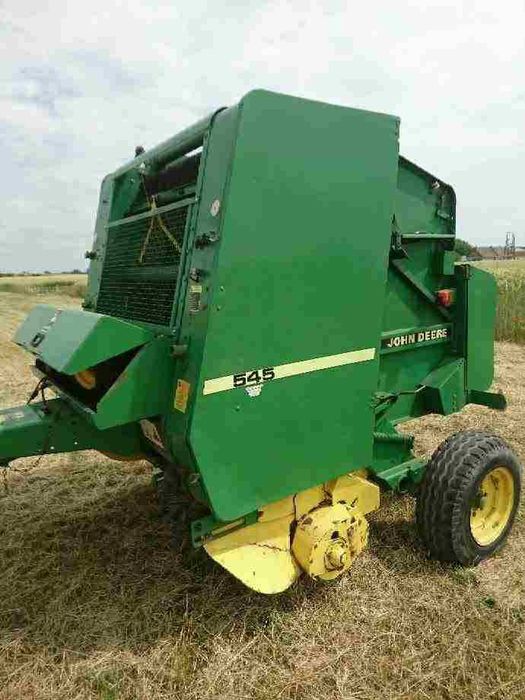 Presa Johan Deere 545