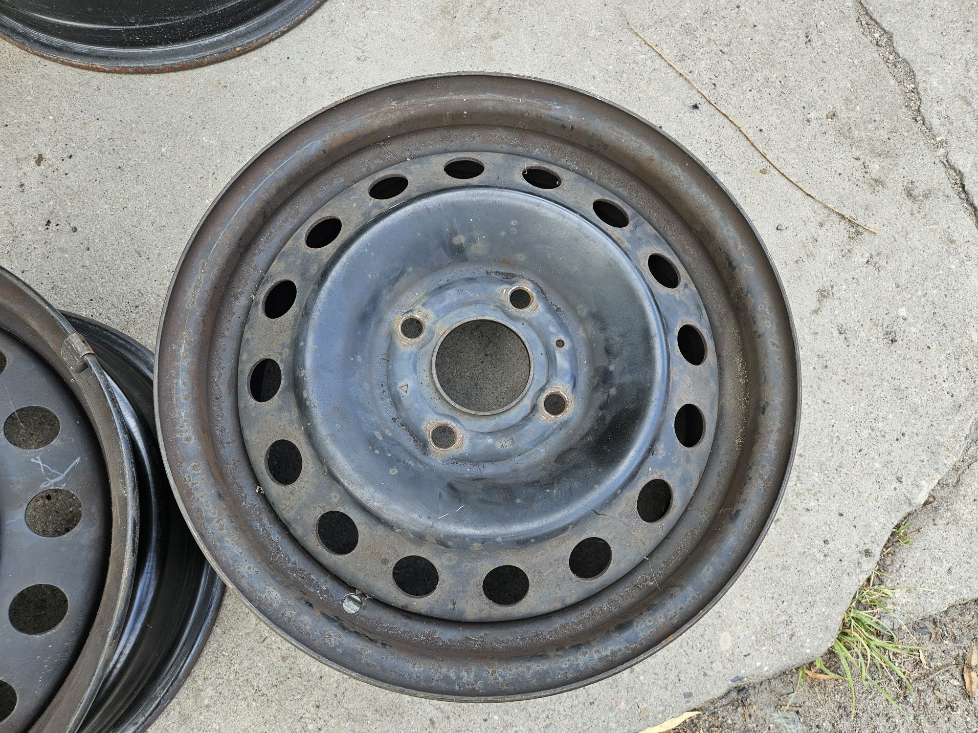 2x Felga 15 Nissan Almera Primera Tiida 4x114,3