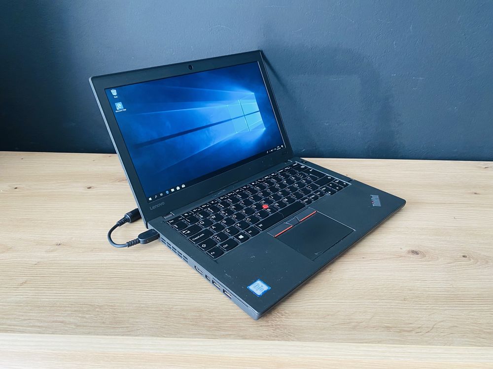 Laptop Lenovo x260 i5-6300u 8 GB / 256 GB SSD