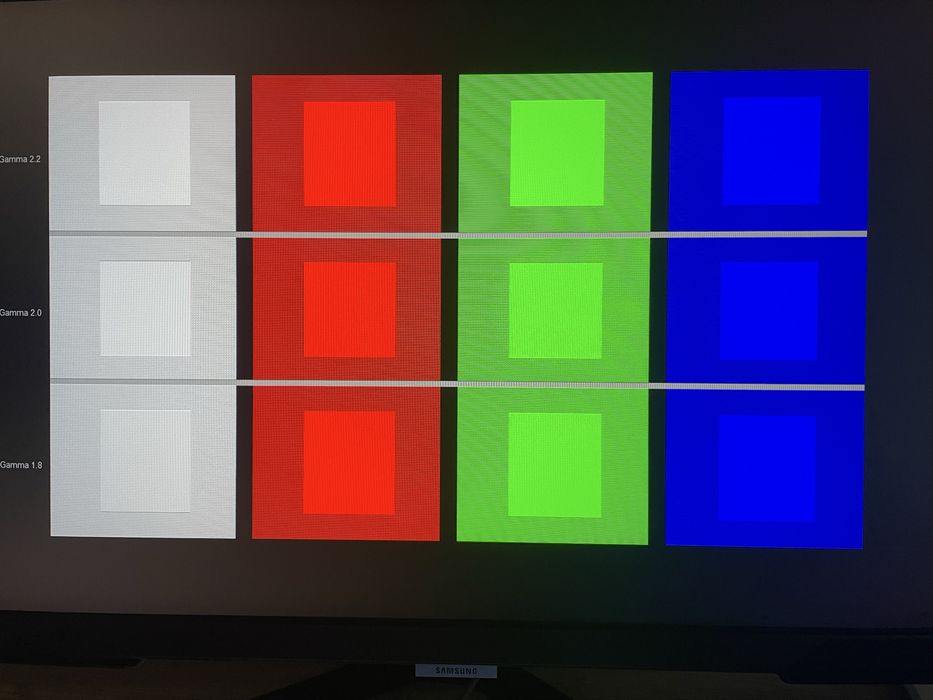 Samsung Odyssey G40 27” 240Hz