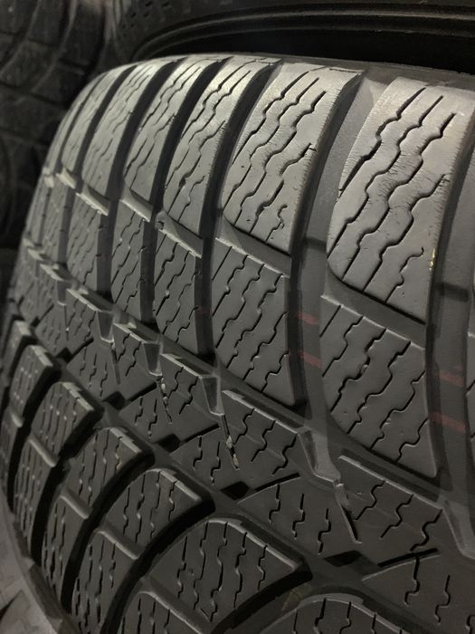 Шины б/у зима 215/50-R17 Kumho I Zen KW23