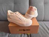 CALL IT SPRING Women's Feeona Sneaker