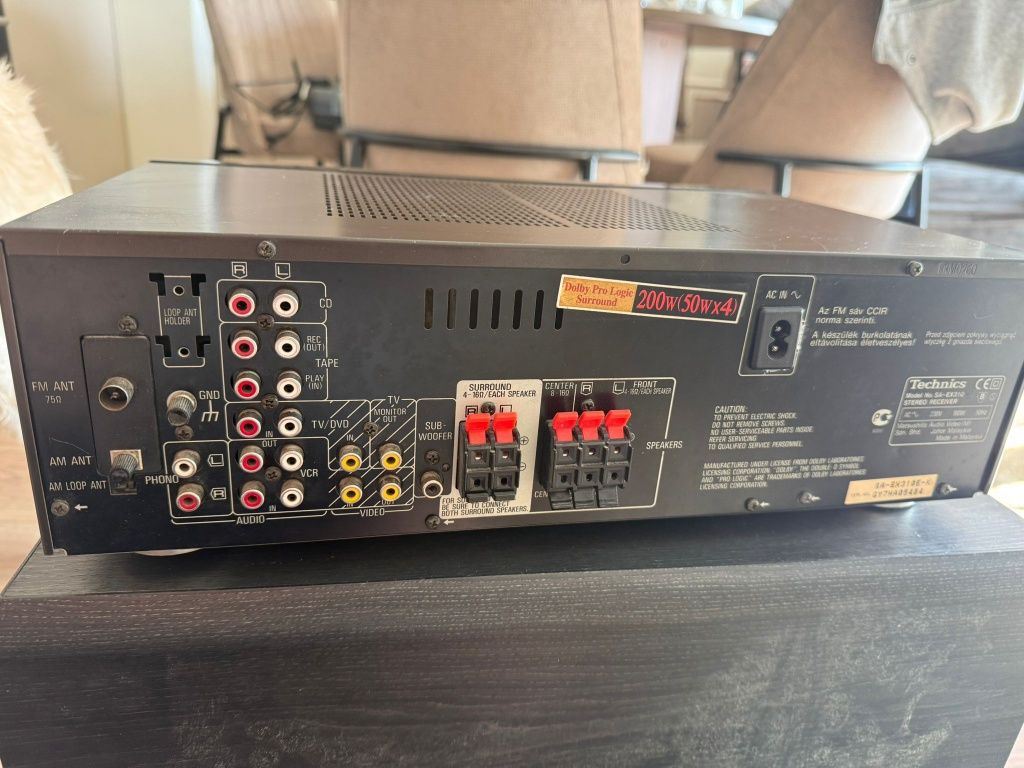Amplituner Techniks 5+1