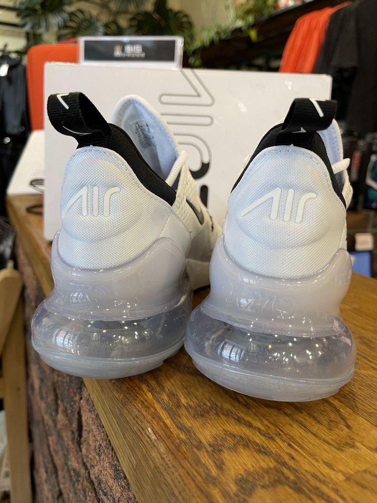Кросівки Nike W Air Max 270