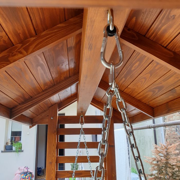 Huśtawka drewniana ogrodowa