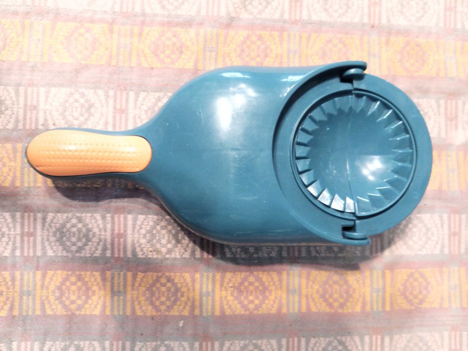 пресс форма для вареников