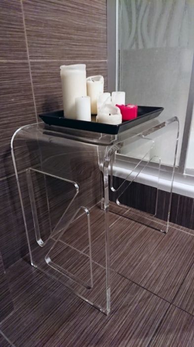 TABORET Sommerfugl bezbarwny design PLEKSI stołek akryl plexi