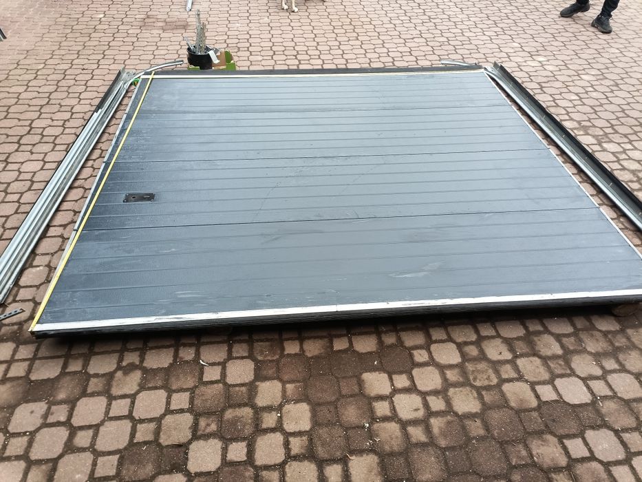 Brama garażowa segmentowa