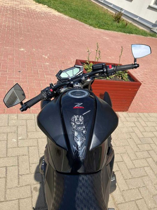 Motocykl Kawasaki z800