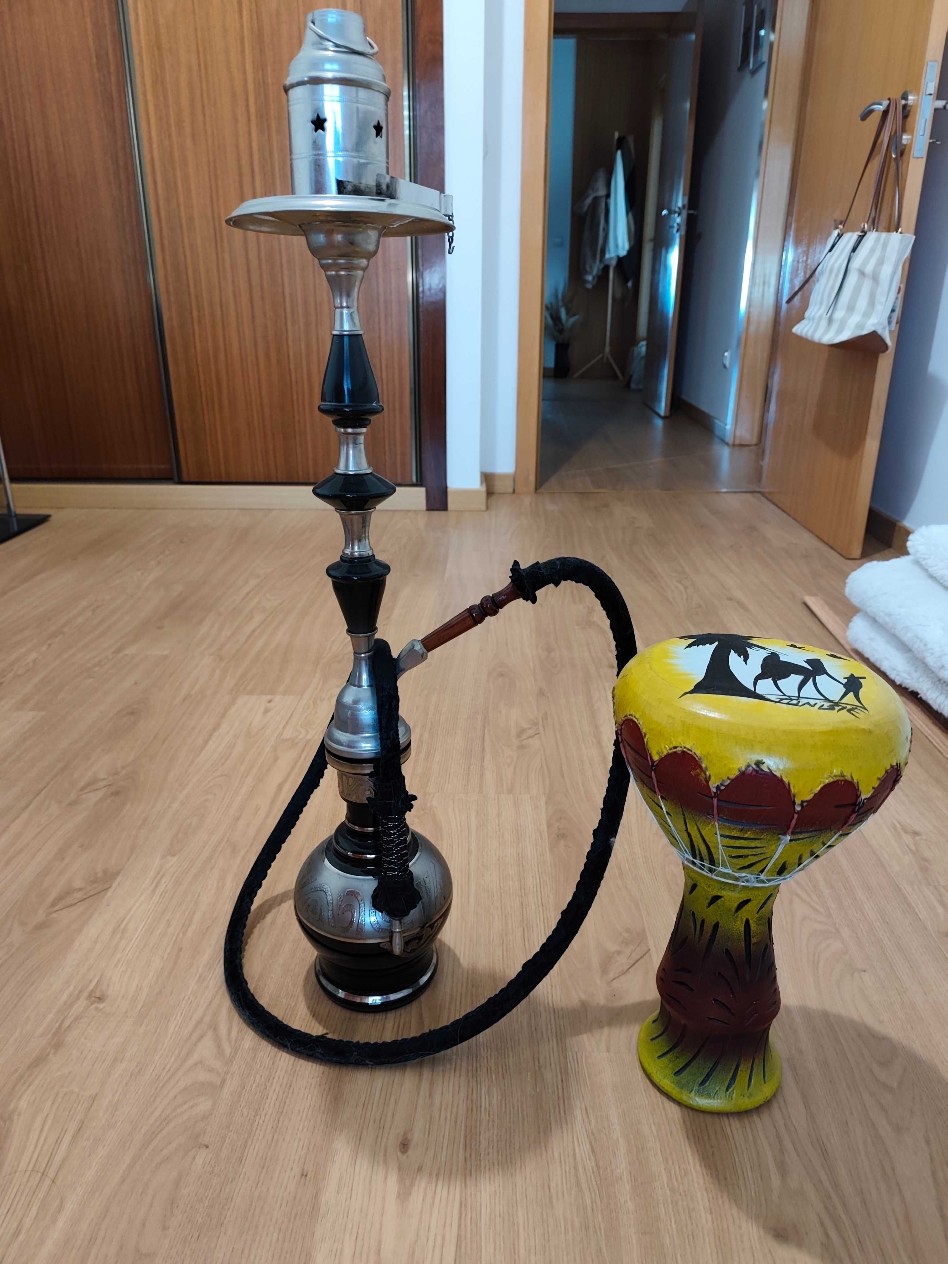 Vendo shisha e tambor Tunísia