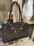 Mala Guess em otimo estado