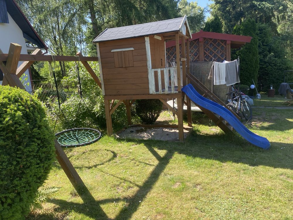 Domek drewniany dla dzieci