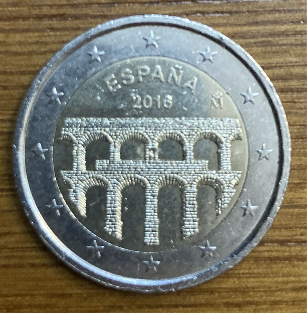 2 moedas de 2€ comemorativas