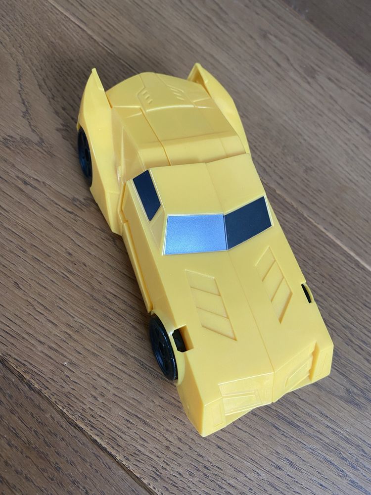 transformer Bumblebee firmy Hasbro
