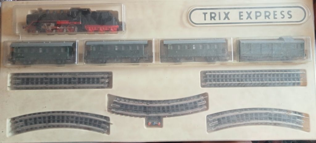H0 lokomotywa kolejka tender wagon tory Trix Express w oryg. pudelku